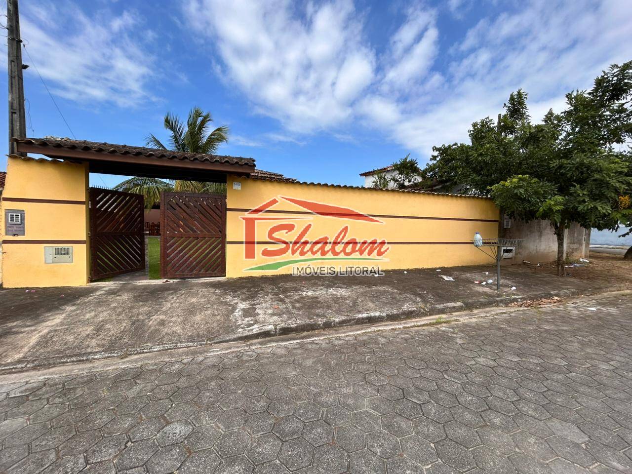 Casa, 2 quartos, 380 m² - Foto 1
